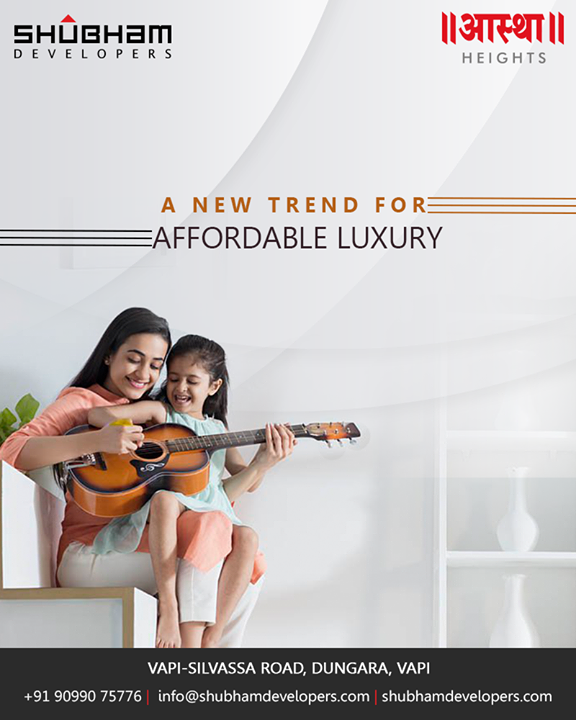 #AasthaHeights are diligently designed so that you experience the warmth & joy of homecoming every day.

#Vapi #1and2BHK #LuxuriousFlats #ShubhamDevelopers #RealEstate